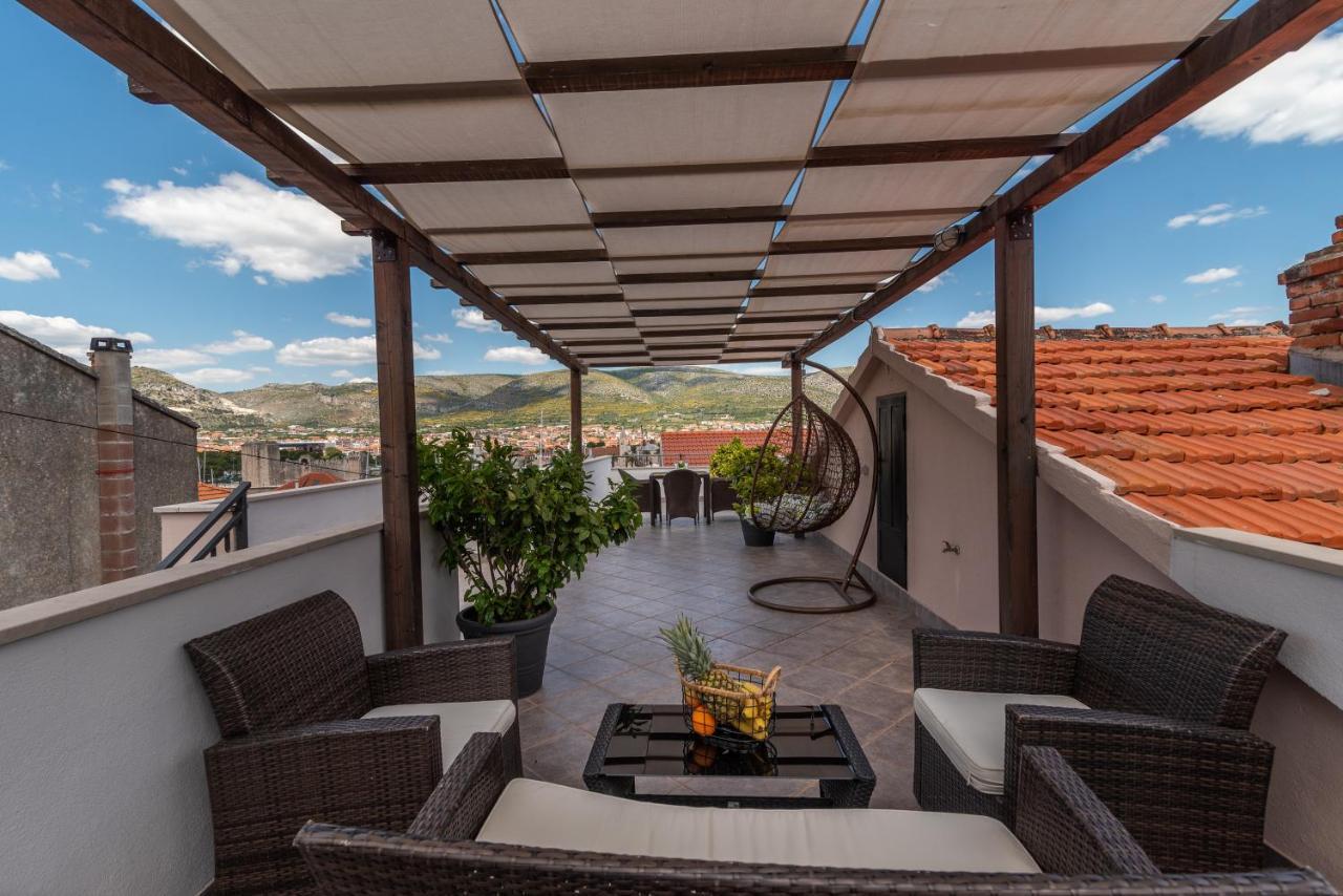 Apartments Orlic Trogir Exterior photo