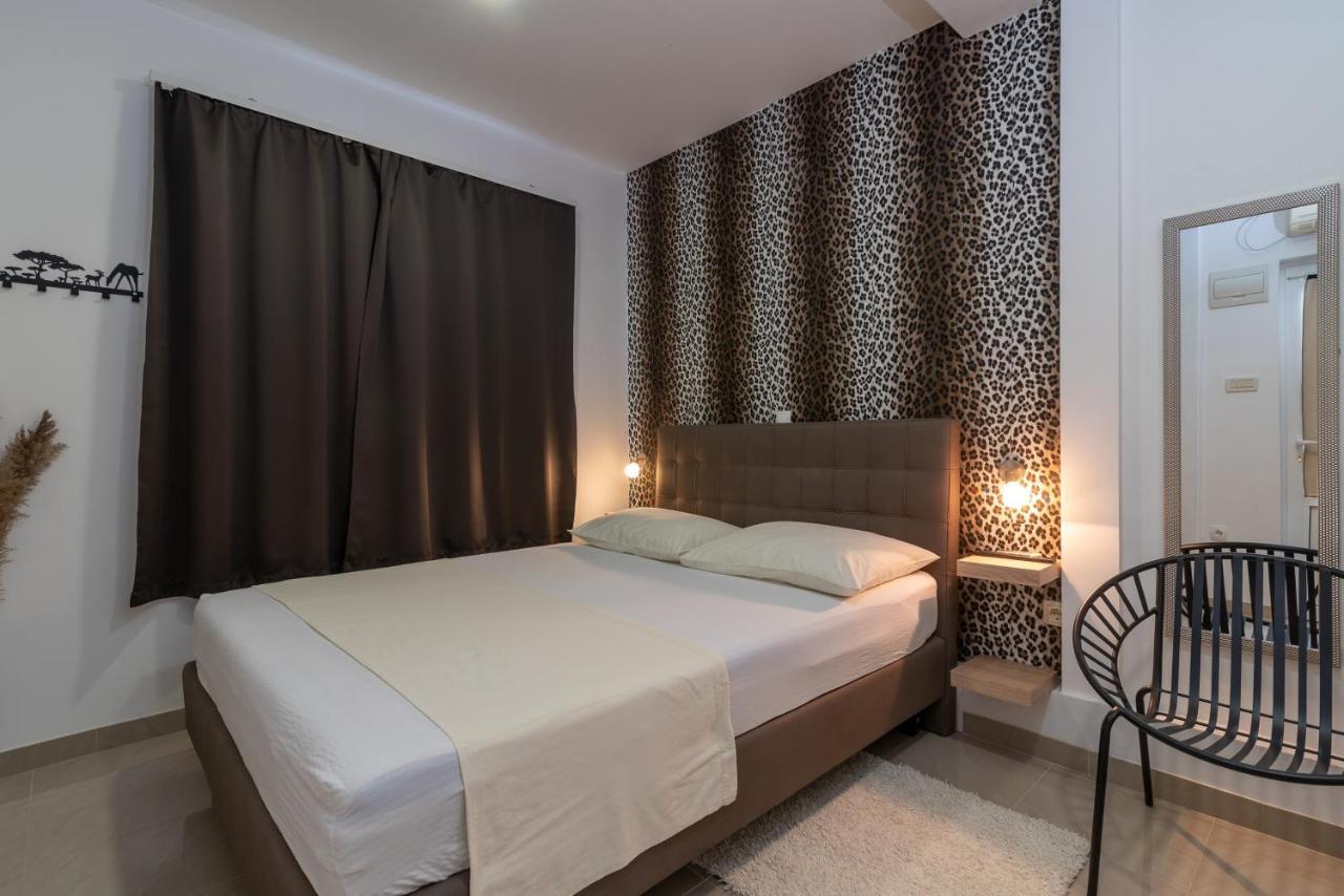 Apartments Orlic Trogir Exterior photo