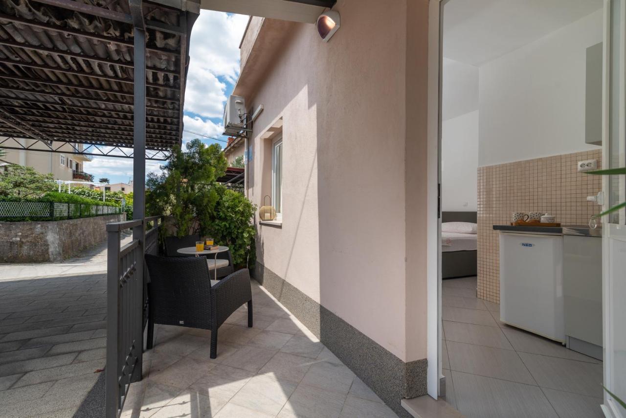 Apartments Orlic Trogir Exterior photo