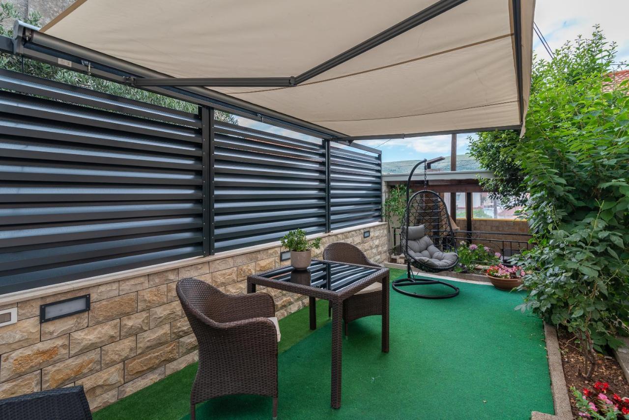 Apartments Orlic Trogir Exterior photo